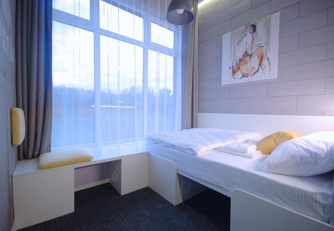 Cubby Hotel Львов Экстерьер фото