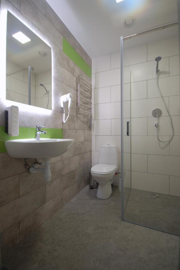 Cubby Hotel Львов Экстерьер фото
